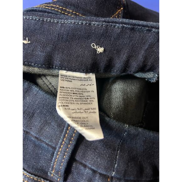 Chico’s So Slimming Girlfriends Ankle Jeans Size 4 OR Dark Wash Slim Leg Denim - Picture 8 of 8